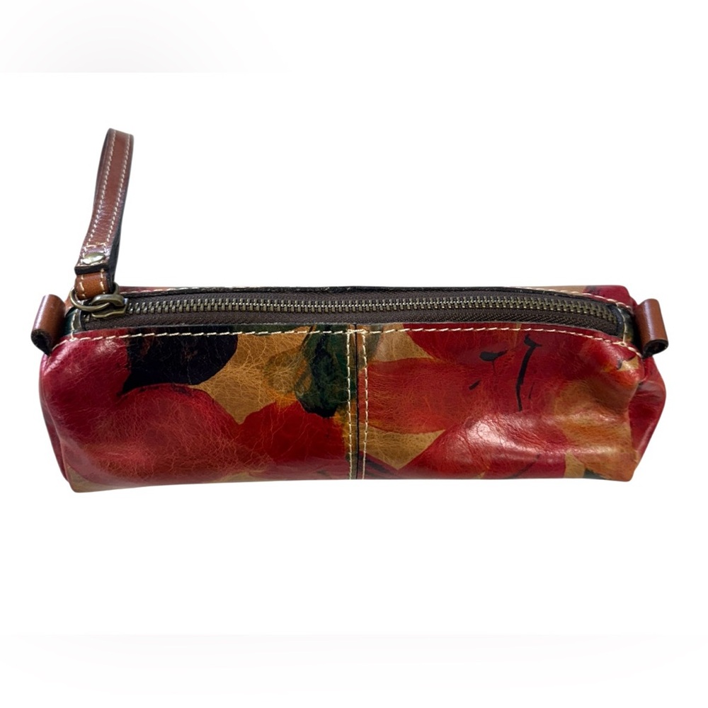 Patricia Nash โIslaโ Floral Leather Wristlet